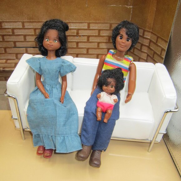 Mattel AA Happy Family Dolls (set of 3) - Picture 4 of 4